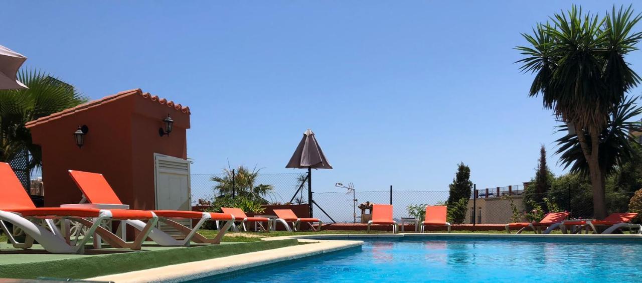 Cozy Rooms In Terraced House Fuengirola Exterior foto