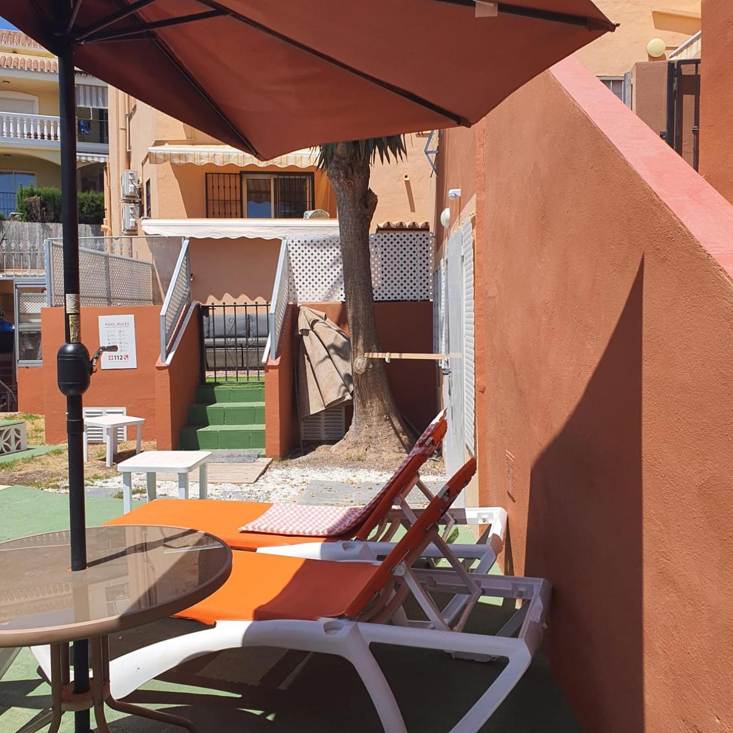 Cozy Rooms In Terraced House Fuengirola Exterior foto