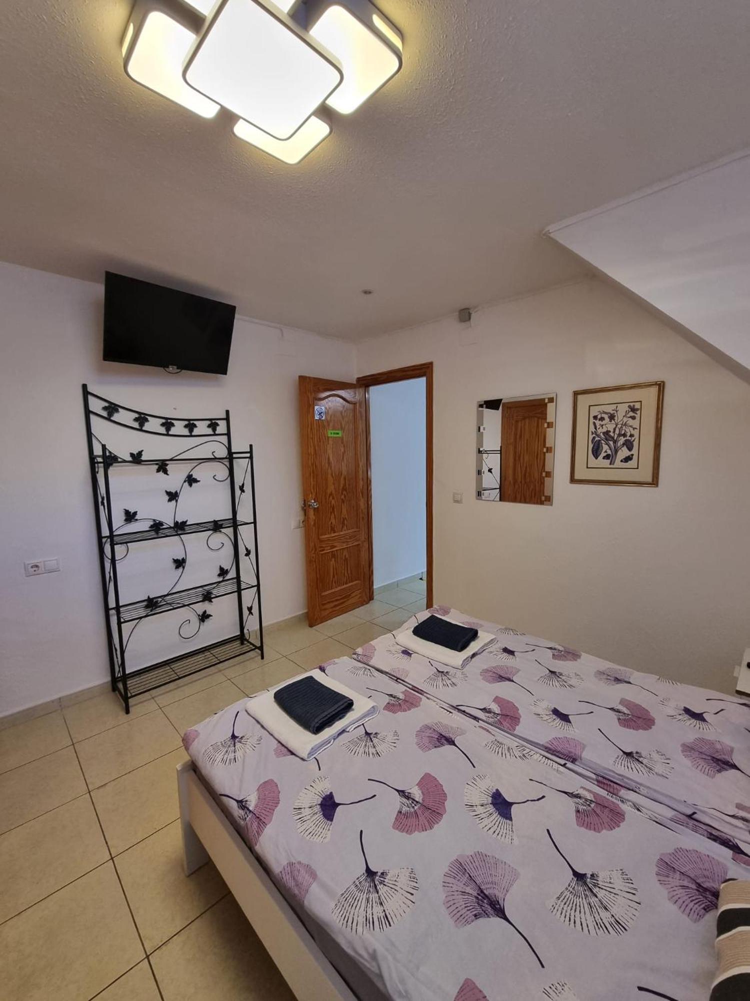 Cozy Rooms In Terraced House Fuengirola Exterior foto