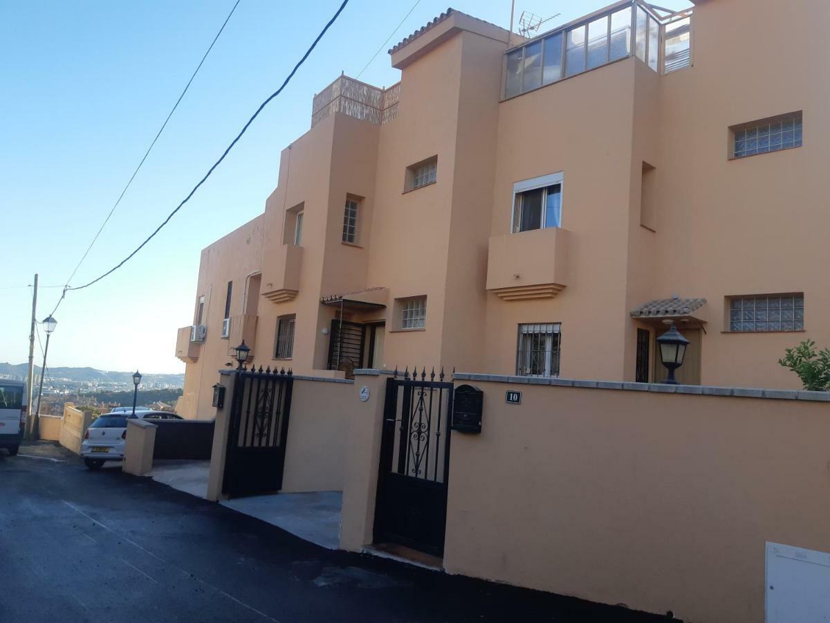 Cozy Rooms In Terraced House Fuengirola Exterior foto